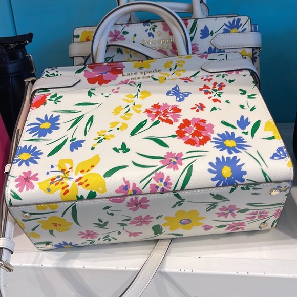 Kate Spade Staci Medium Satchel medium satchel
KB719 garden bouquet
cream multi - Picture 6 of 16